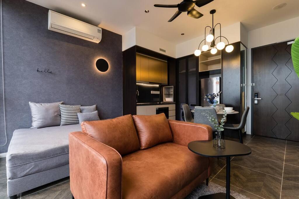 Klcc Musicalsty5Pax At Scarletzsuites Kuala Lumpur Exterior photo